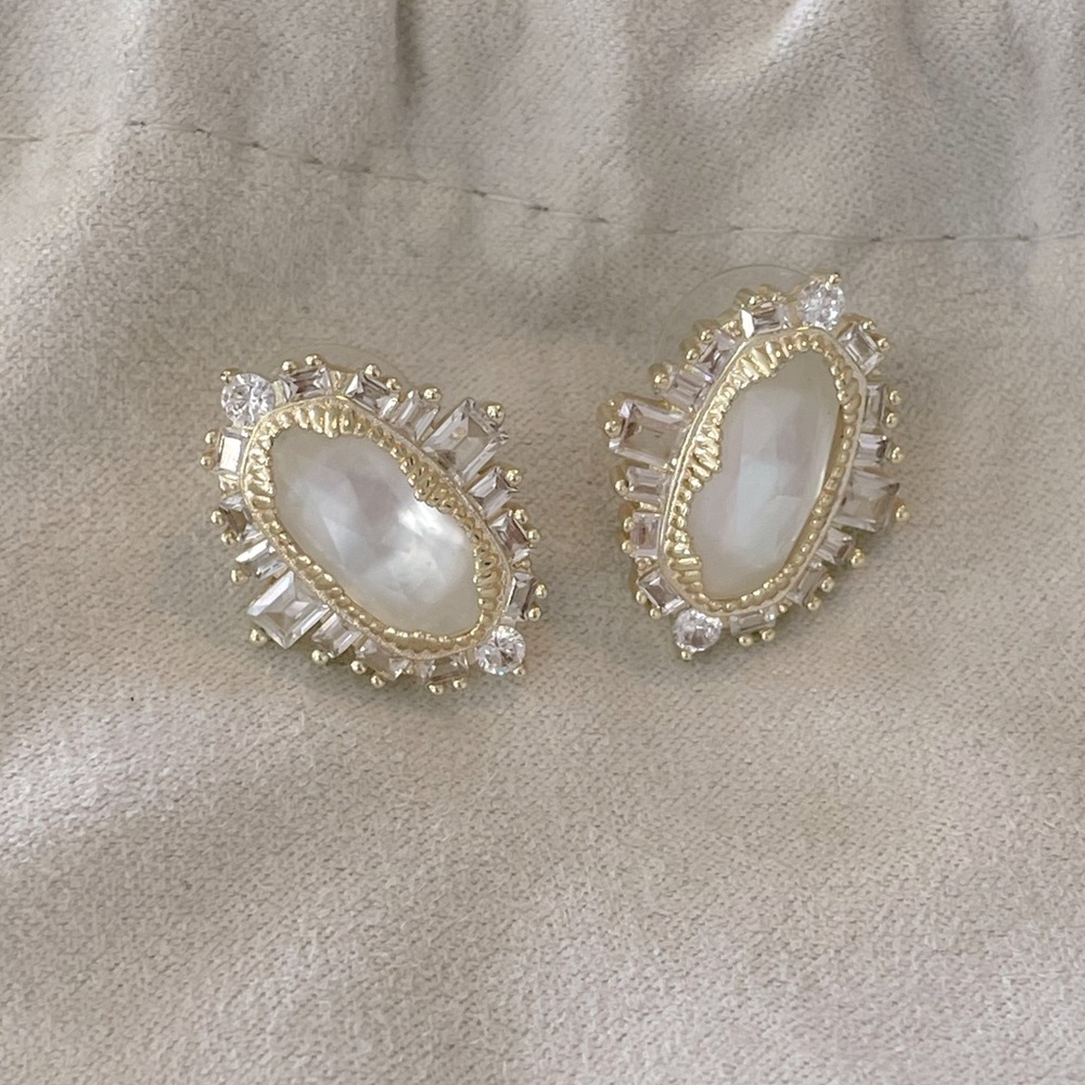 Kendra Scott special edition crystal-framed earring with mother of pearl stone